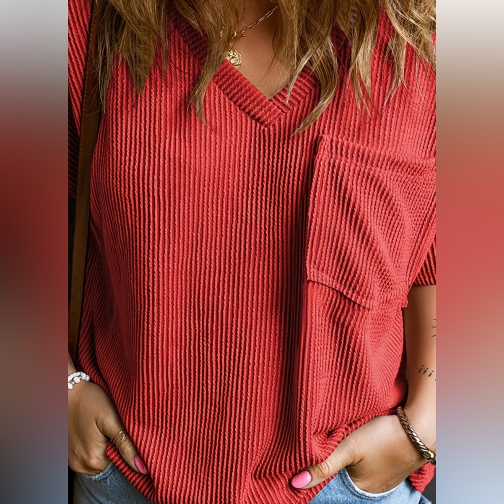 Women's Plain Textured Pocket V Neck Tee, Red, L